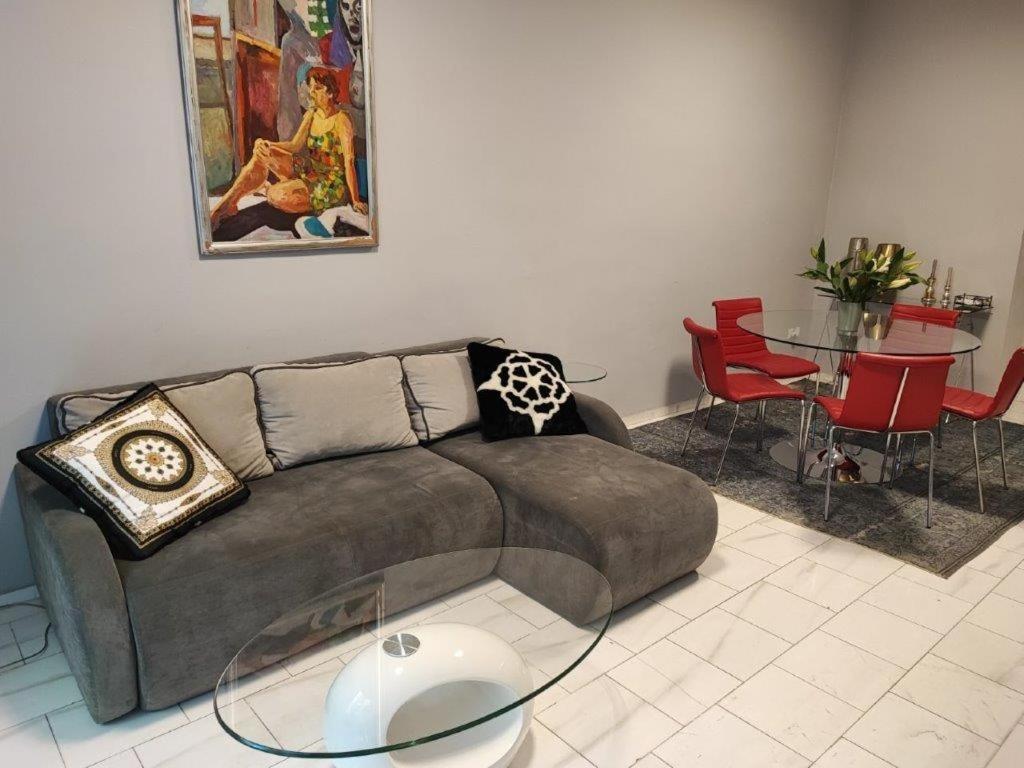 Central Vienna Apartment With Unique 40M2 City Garden & Self Check In Exterior foto