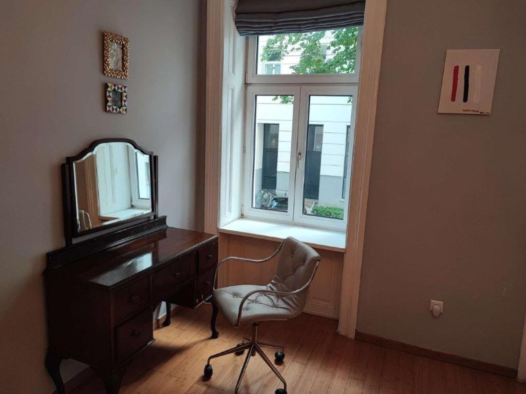 Central Vienna Apartment With Unique 40M2 City Garden & Self Check In Exterior foto