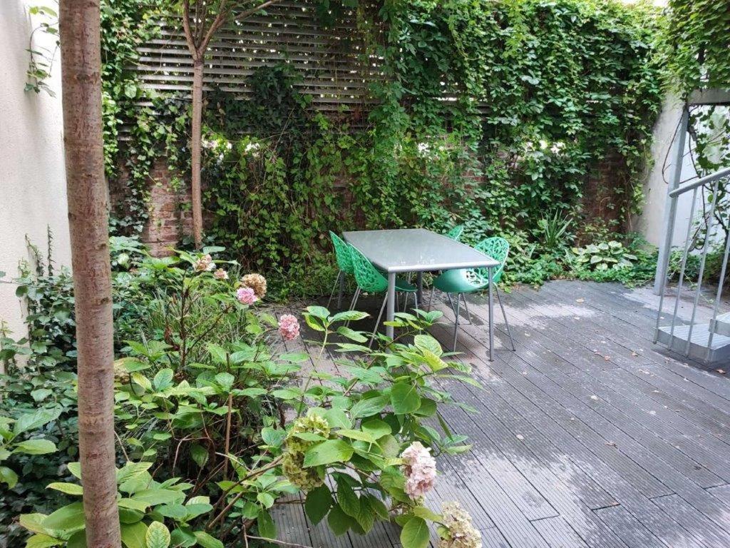 Central Vienna Apartment With Unique 40M2 City Garden & Self Check In Exterior foto