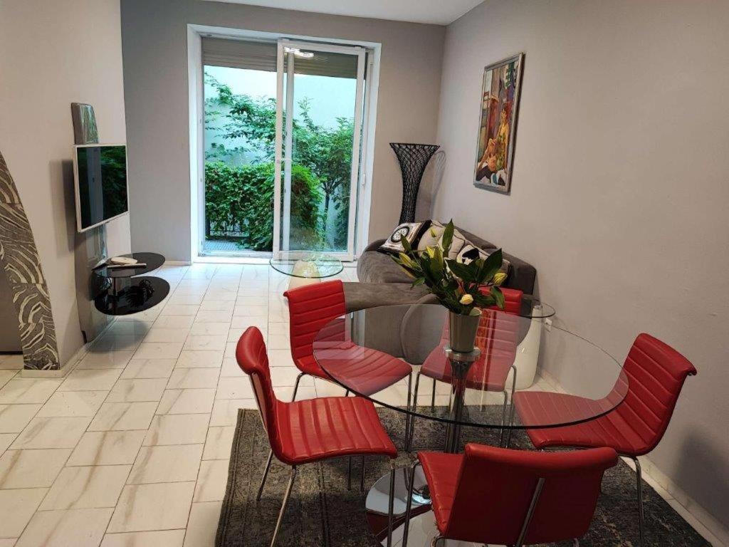 Central Vienna Apartment With Unique 40M2 City Garden & Self Check In Exterior foto