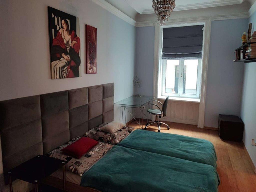 Central Vienna Apartment With Unique 40M2 City Garden & Self Check In Exterior foto